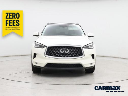 White 2022 INFINITI QX50 Luxe