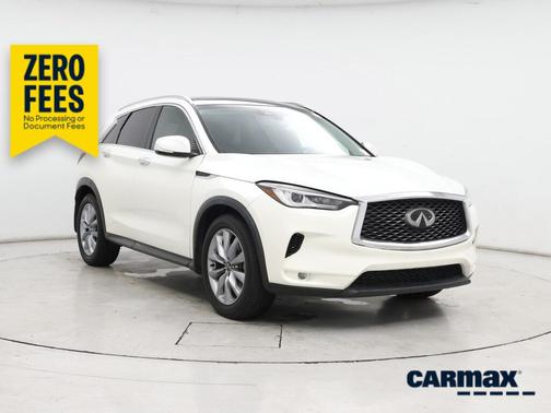 White 2022 INFINITI QX50 Luxe