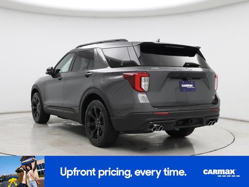 Black 2020 Ford Explorer ST