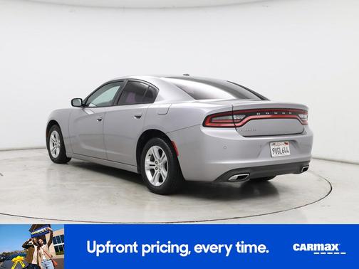 Gray 2016 Dodge Charger SE