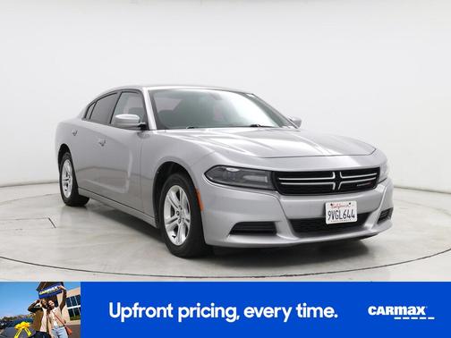 Gray 2016 Dodge Charger SE