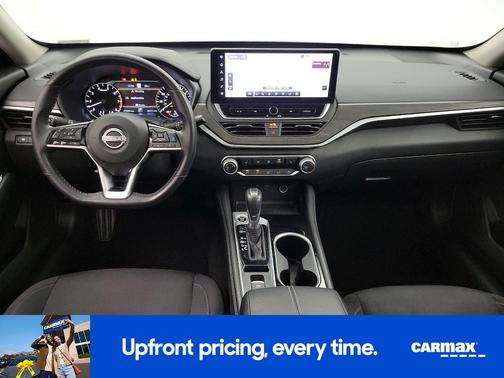 2023 Nissan Altima SV