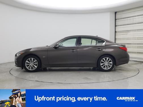 2016 INFINITI Q50 Premium