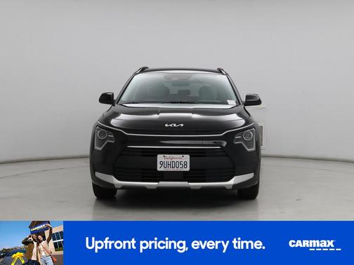 Black 2025 Kia Niro EX