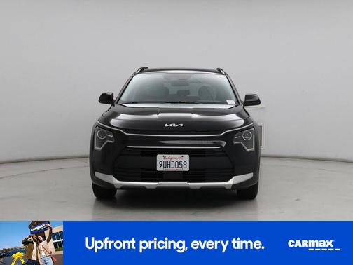 Black 2025 Kia Niro EX