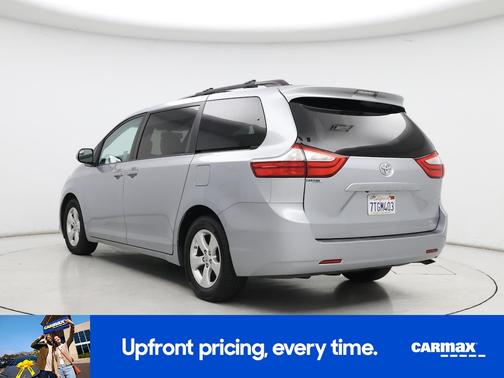 2016 Toyota Sienna LE
