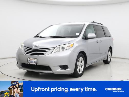 2016 Toyota Sienna LE
