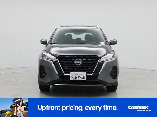 Gray 2024 Nissan Kicks SV