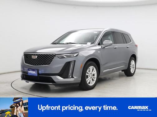 Gray 2022 Cadillac XT6 Luxury
