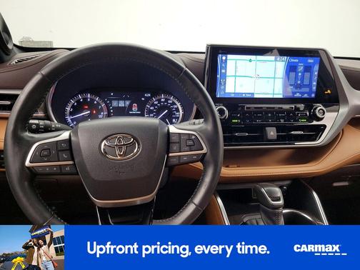Blue 2022 Toyota Highlander Platinum