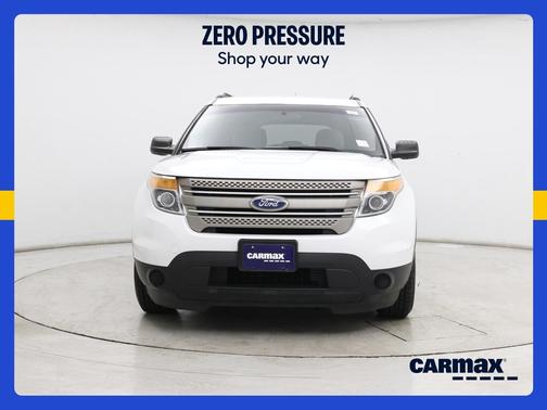 White 2014 Ford Explorer