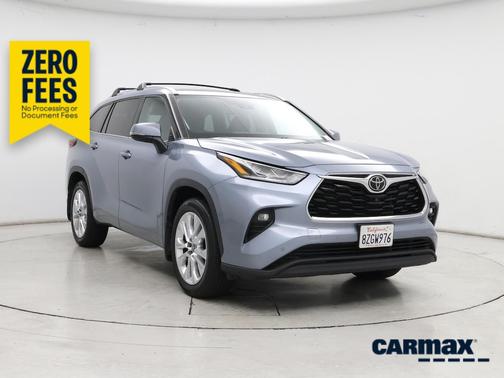Blue 2022 Toyota Highlander Limited