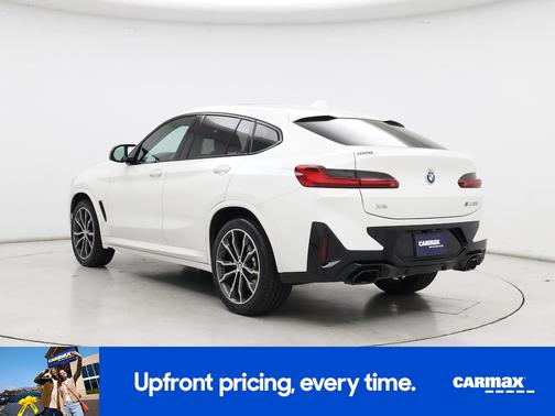 White 2022 BMW X4 M40I