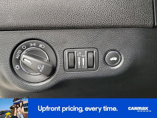 Silver 2018 Chrysler 300 Limited