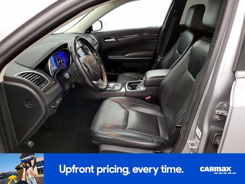 Silver 2018 Chrysler 300 Limited