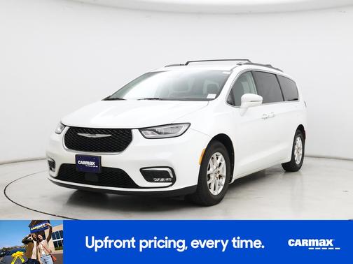 White 2022 Chrysler Pacifica Touring L