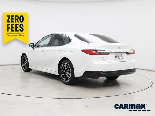 White 2025 Toyota Camry XLE