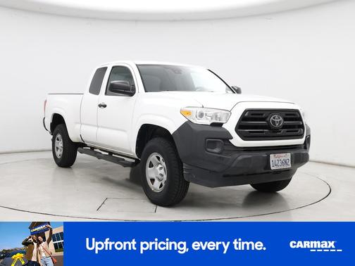 White 2018 Toyota Tacoma SR