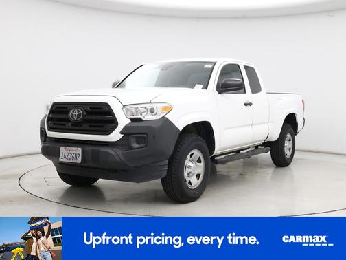 White 2018 Toyota Tacoma SR
