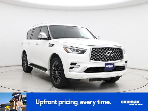 White 2023 INFINITI QX80 Sensory