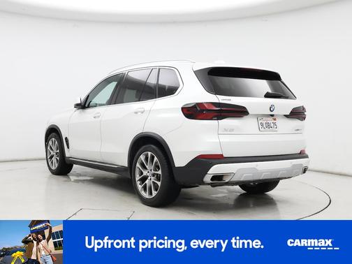 White 2025 BMW X5 sDrive40i
