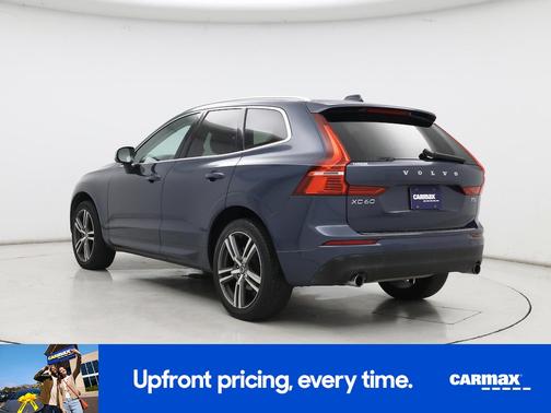 Blue 2018 Volvo XC60 T5 Momentum