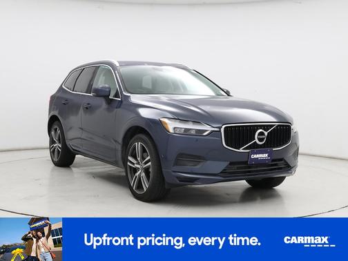 Blue 2018 Volvo XC60 T5 Momentum