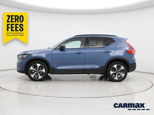 Blue 2024 Volvo XC40 B5 Core Bright Theme