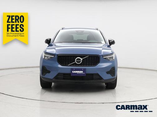 Blue 2024 Volvo XC40 B5 Core Bright Theme