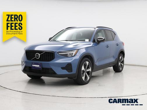 Blue 2024 Volvo XC40 B5 Core Bright Theme