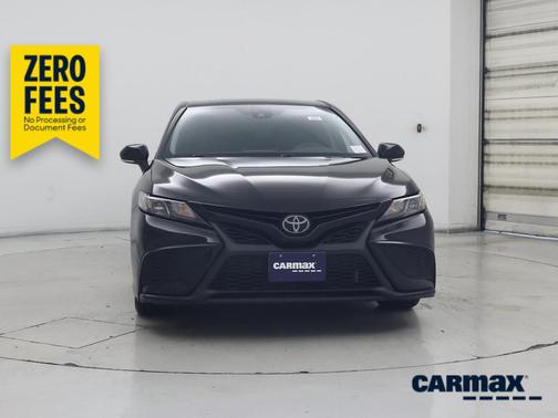 Black 2023 Toyota Camry SE