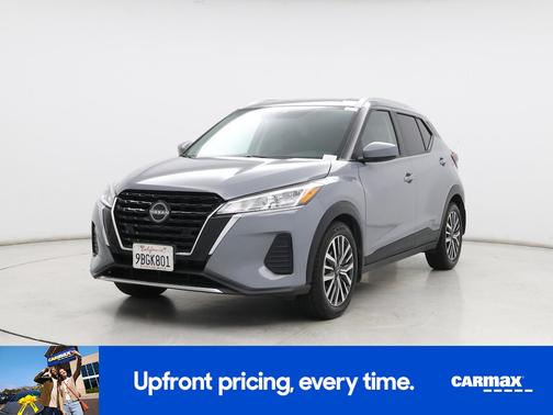 Gray 2022 Nissan Kicks SV