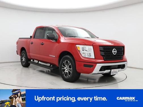2022 Nissan Titan SV