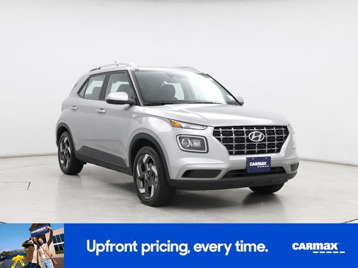 Silver 2025 Hyundai VENUE SEL