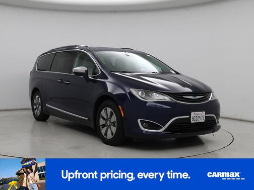 2018 Chrysler Pacifica Hybrid Limited