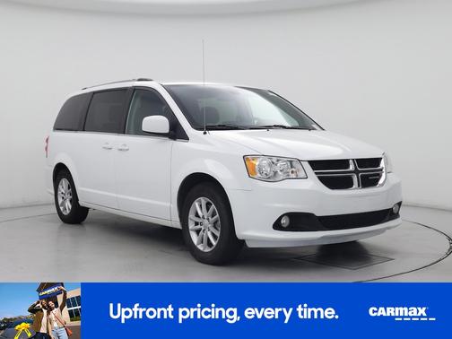 White 2019 Dodge Grand Caravan SXT