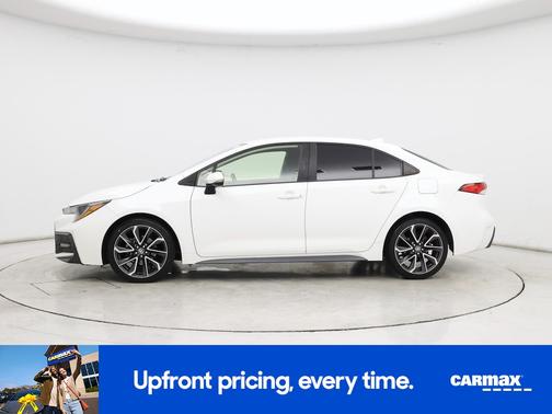White 2020 Toyota Corolla SE