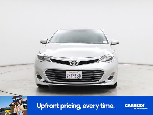 Silver 2014 Toyota Avalon XLE