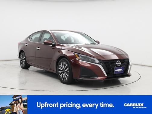 2023 Nissan Altima SV