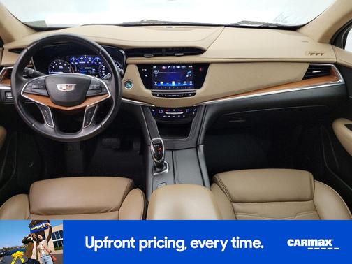 2017 Cadillac XT5 Platinum