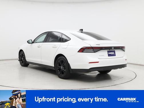 Pearl 2025 Honda Accord SE