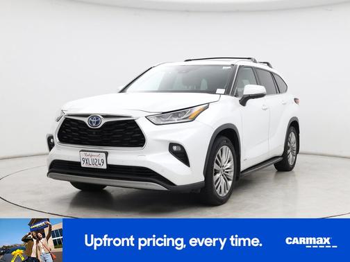 2022 Toyota Highlander Hybrid Platinum