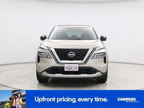 Gold 2023 Nissan Rogue Platinum