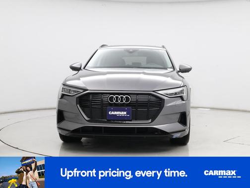 2021 Audi e-tron Premium Plus