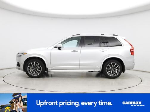 Silver 2019 Volvo XC90 T6 Momentum