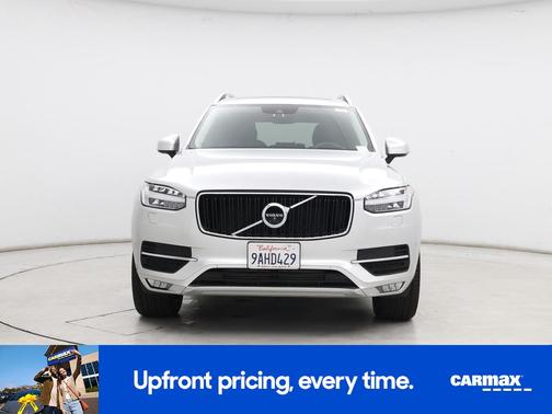 Silver 2019 Volvo XC90 T6 Momentum