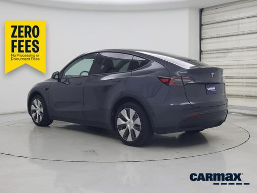 Gray 2023 Tesla Model Y Long Range