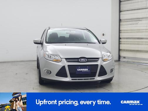 Silver 2014 Ford Focus SE