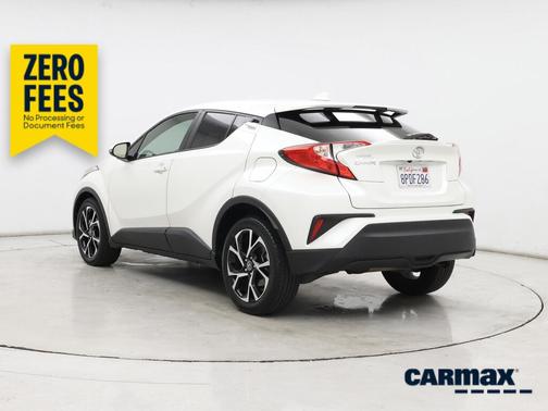 White 2019 Toyota C-HR XLE
