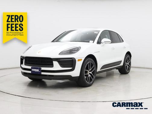 White 2022 Porsche Macan